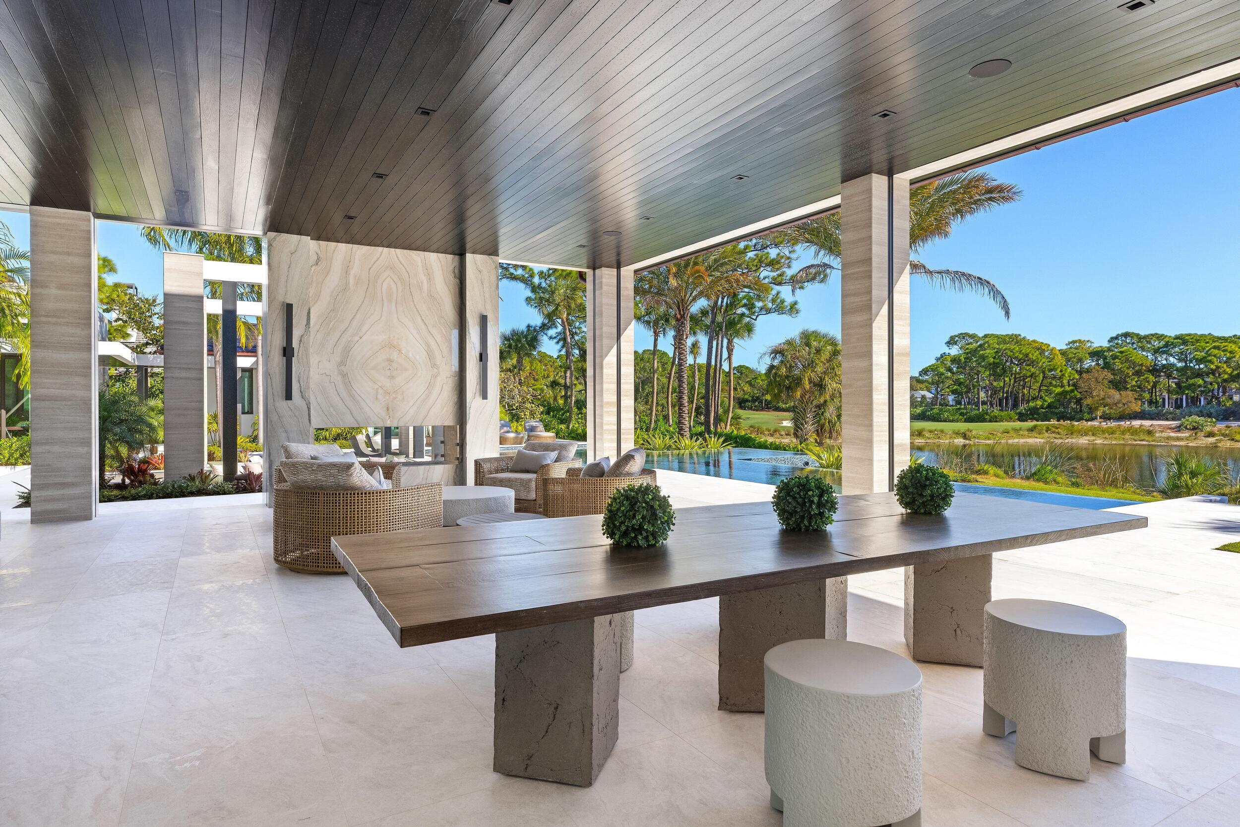 228 Bears Clb Jupiter, FL 33477