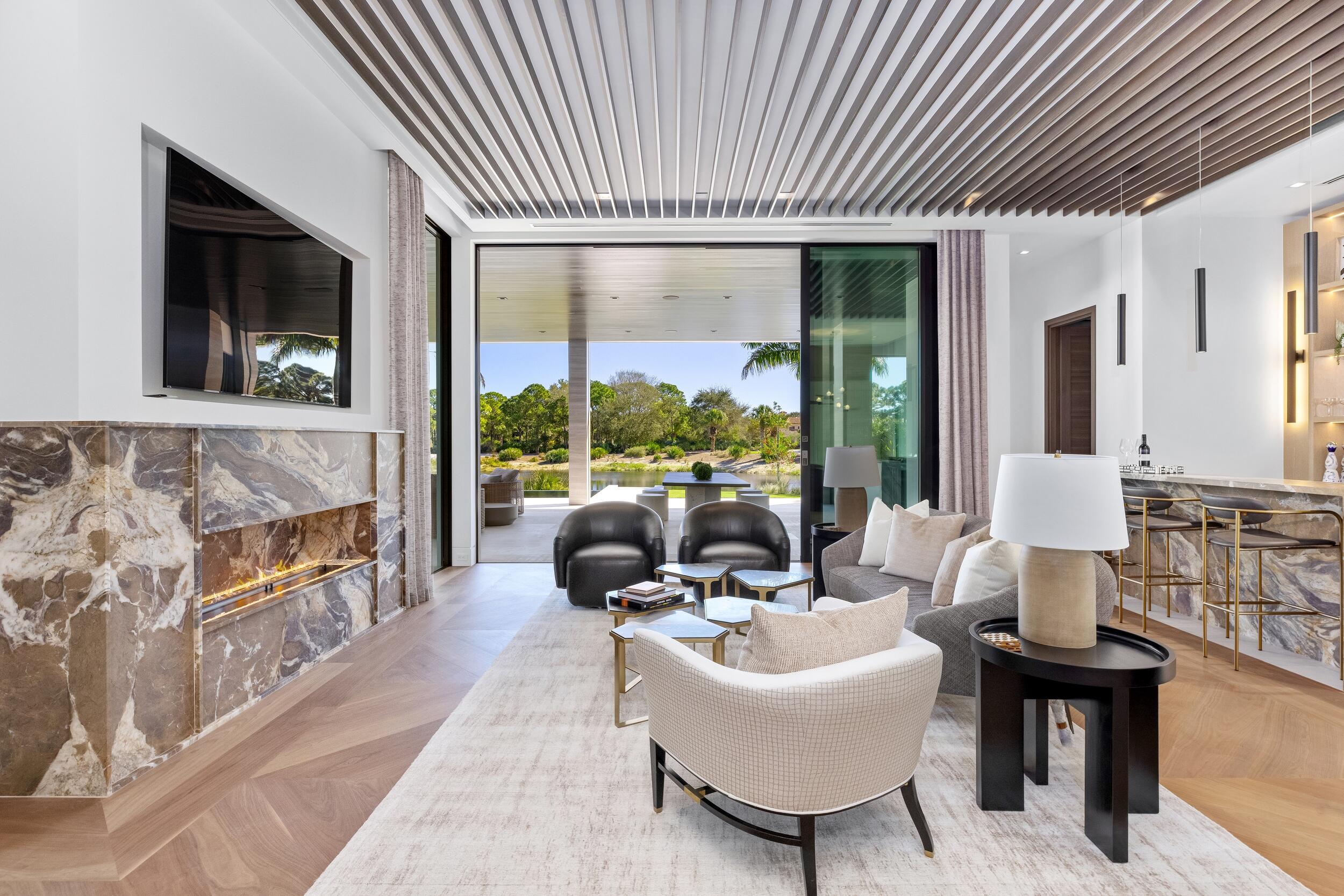 228 Bears Clb Jupiter, FL 33477