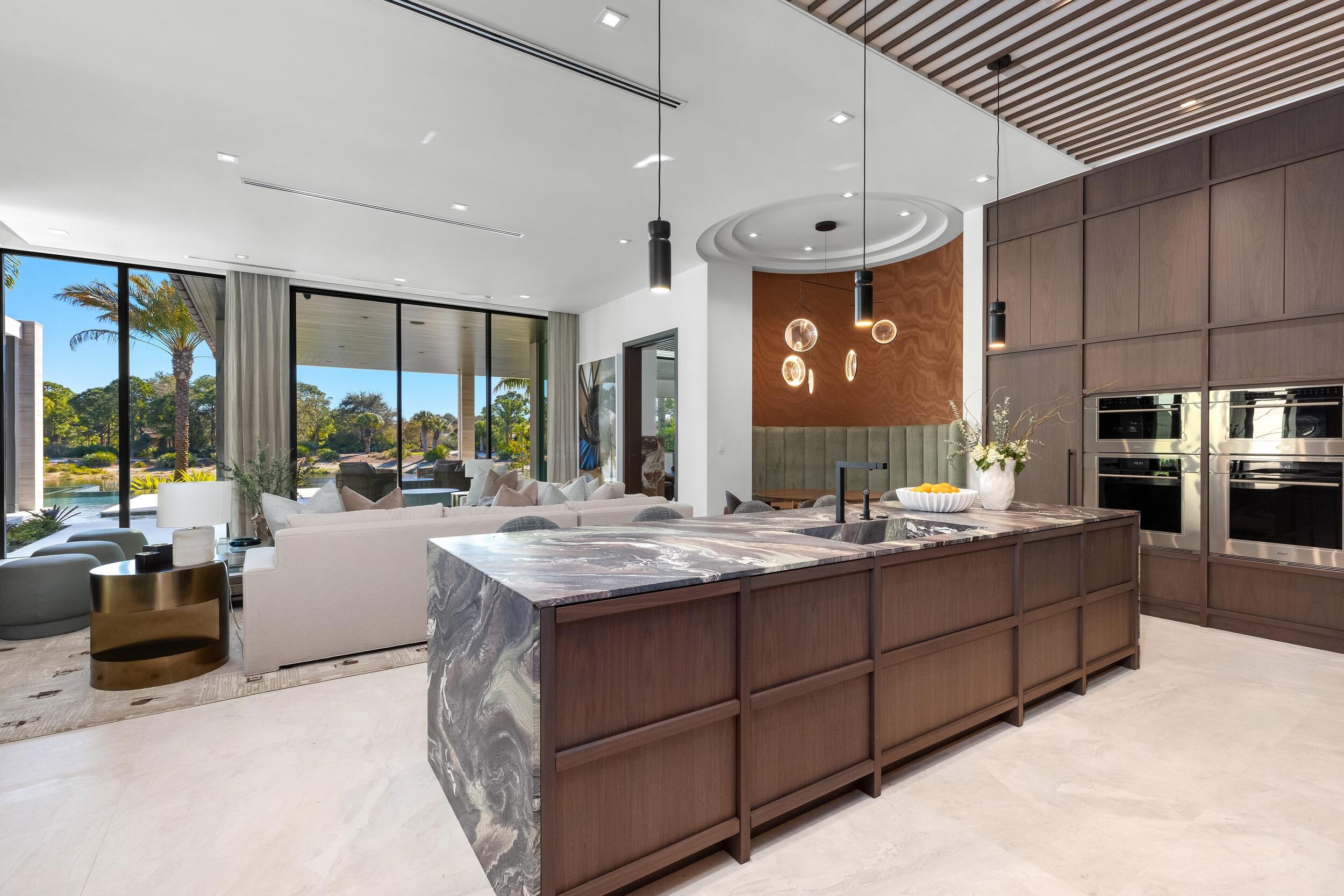 228 Bears Clb Jupiter, FL 33477