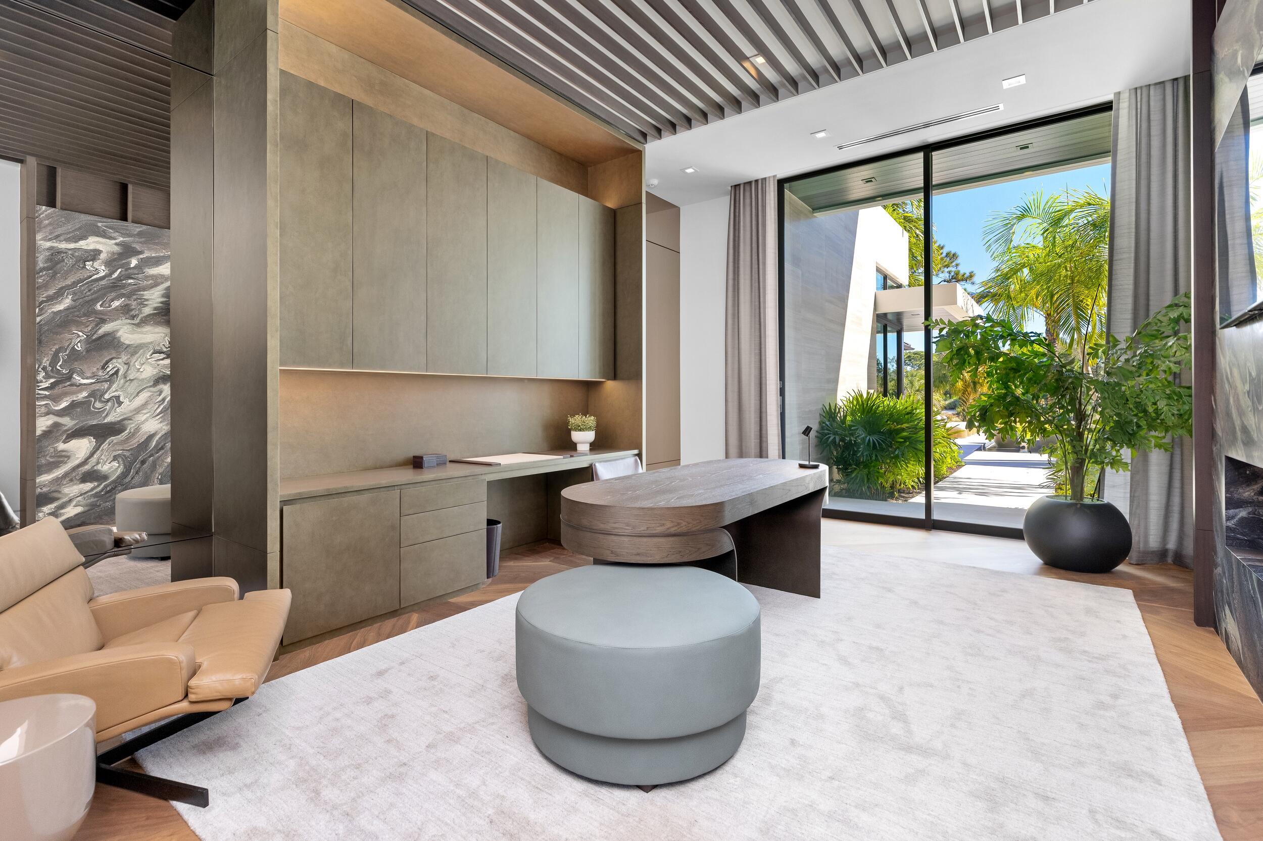 228 Bears Clb Jupiter, FL 33477