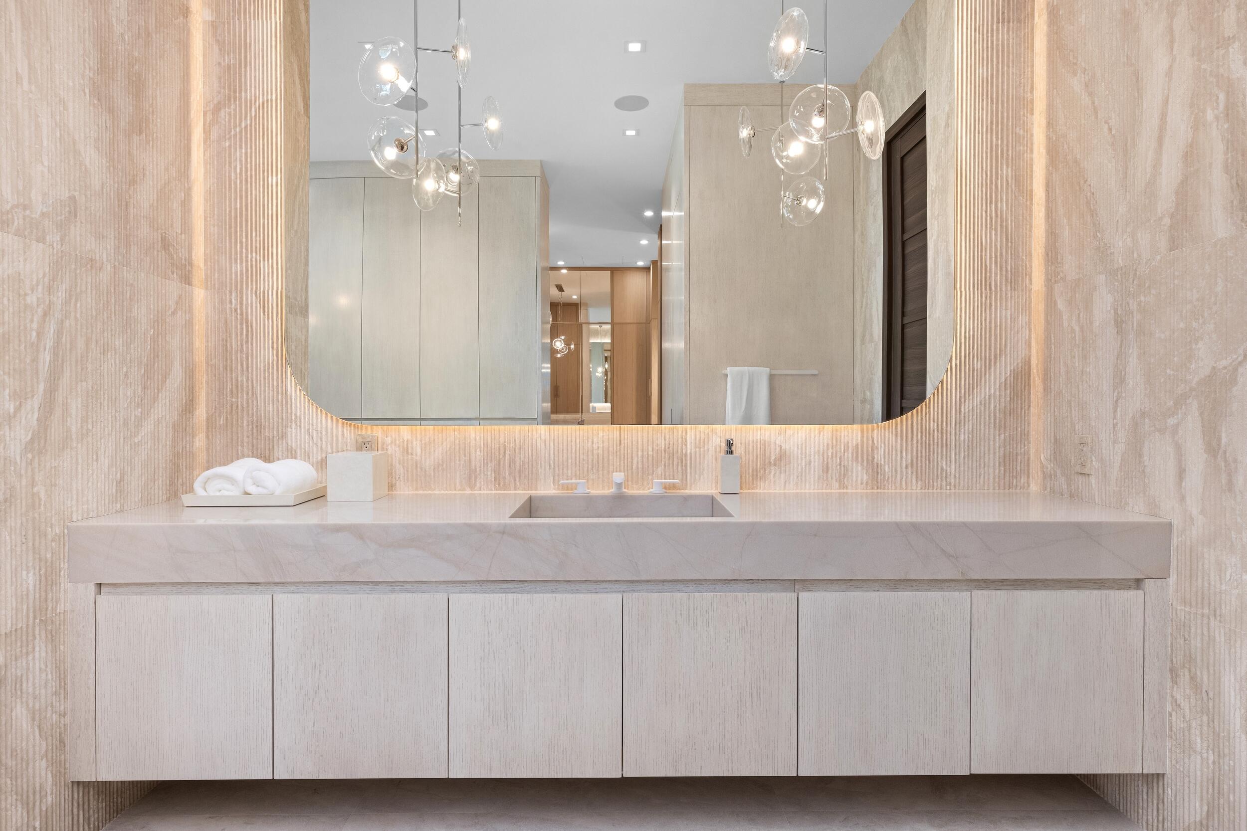 228 Bears Clb Jupiter, FL 33477