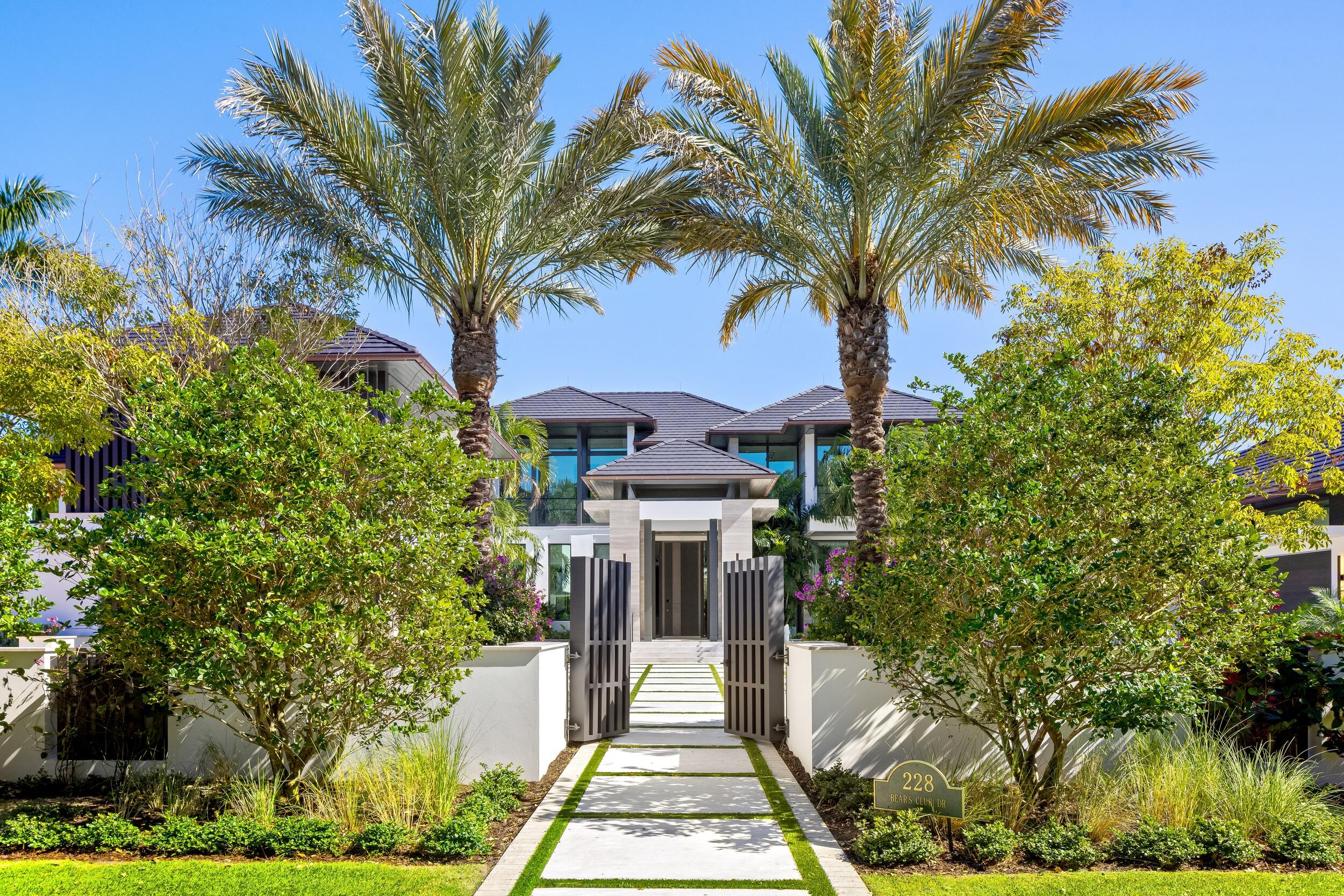 228 Bears Clb Jupiter, FL 33477