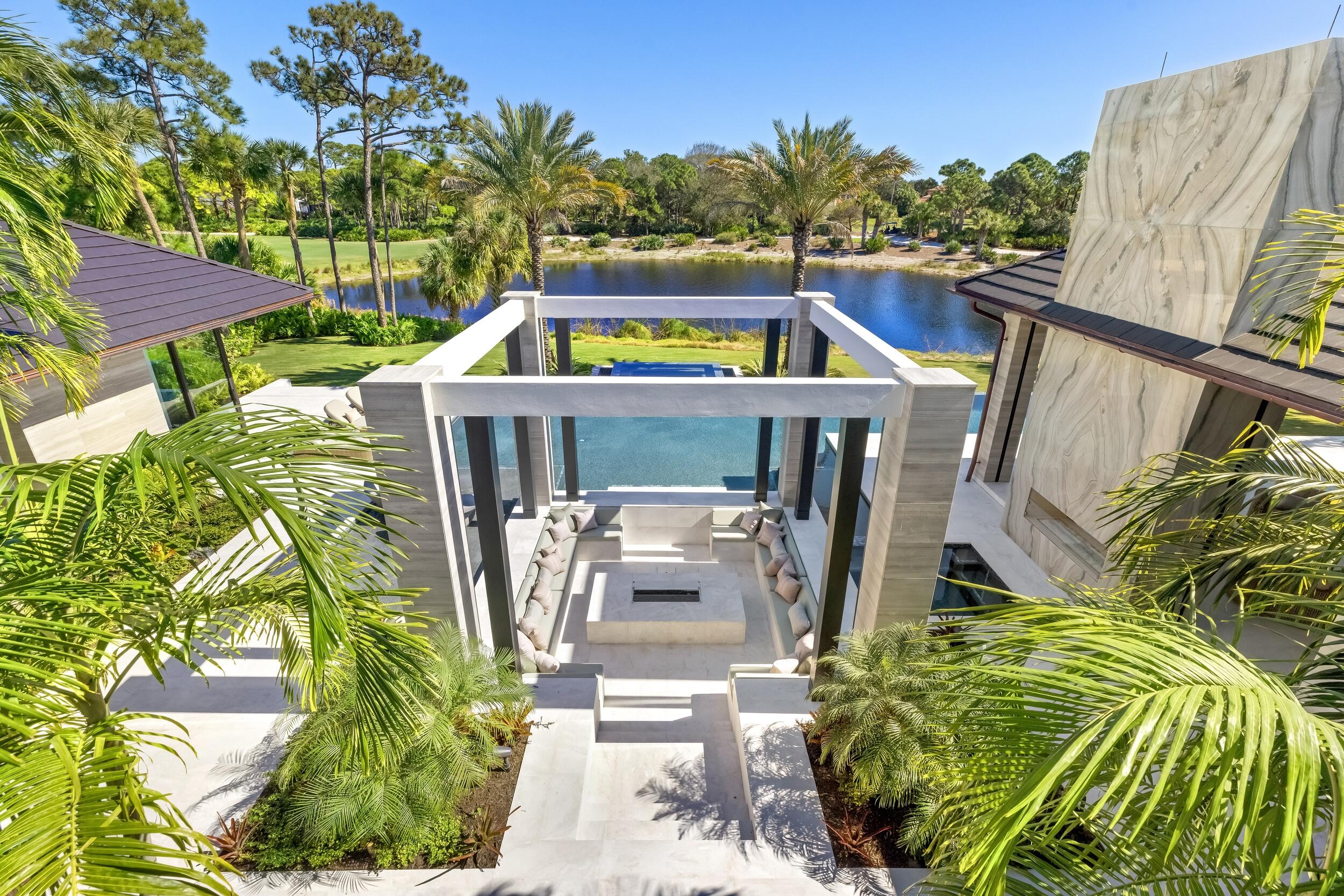 228 Bears Clb Jupiter, FL 33477