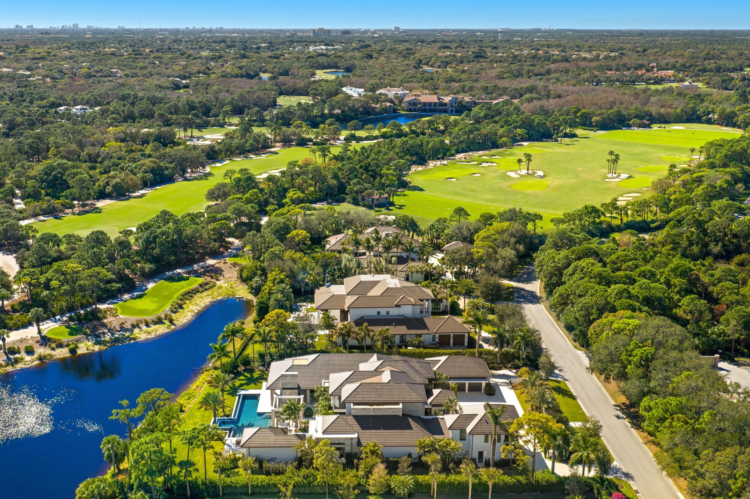 228 Bears Clb Jupiter, FL 33477