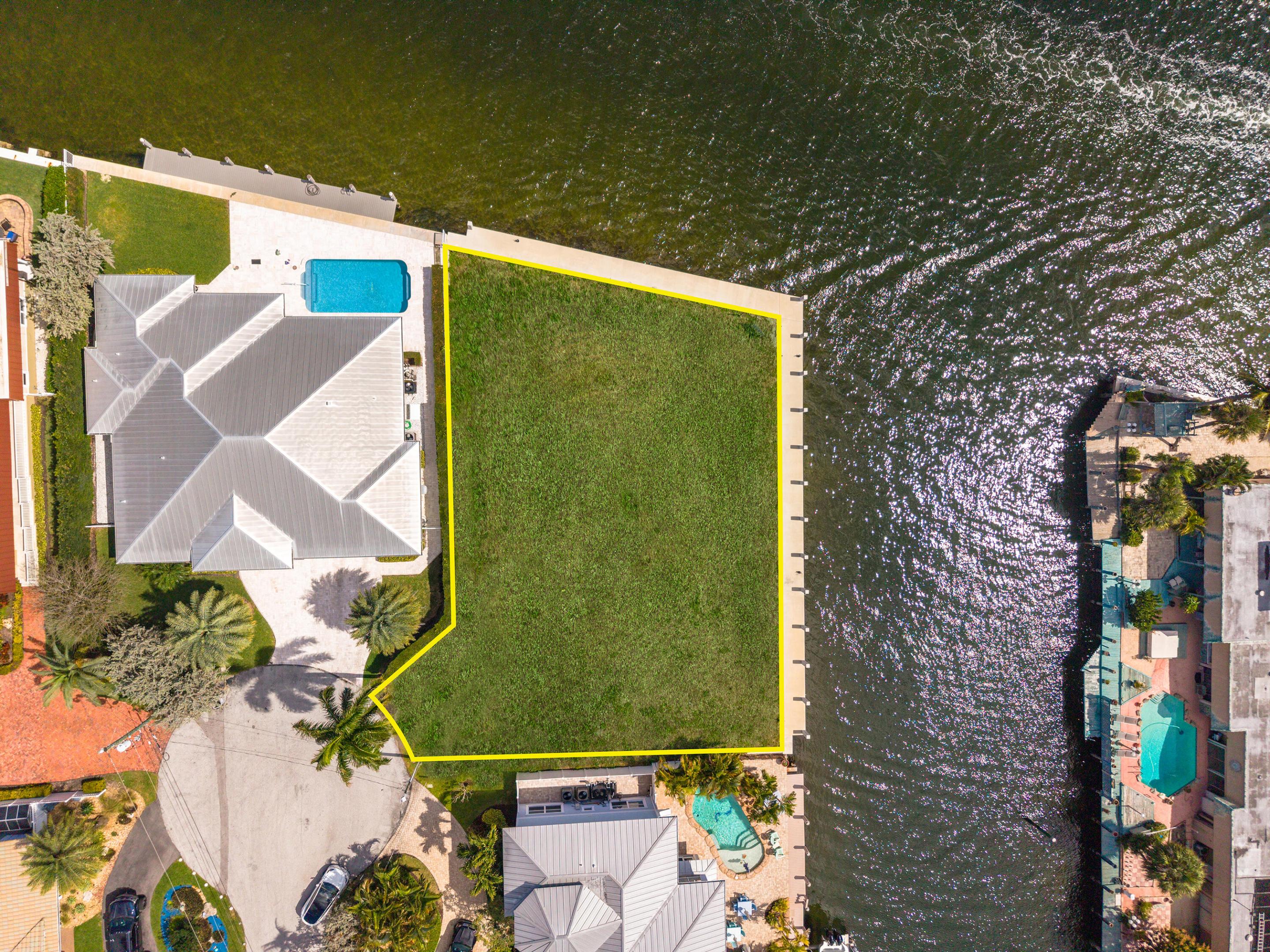 2748 NE 10th Pompano Beach, FL 33062