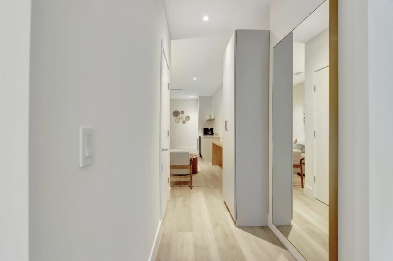 229 SW 9th #201 Miami, FL 33130