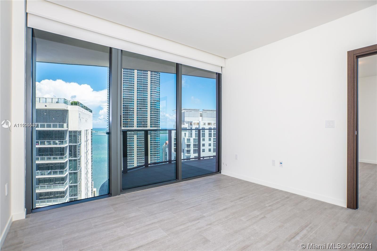 1000 Brickell Plz #4903