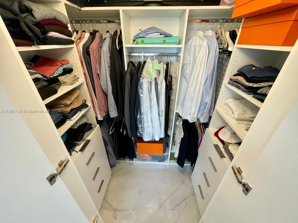 79 SW 12th St #2412-S Miami, FL 33130