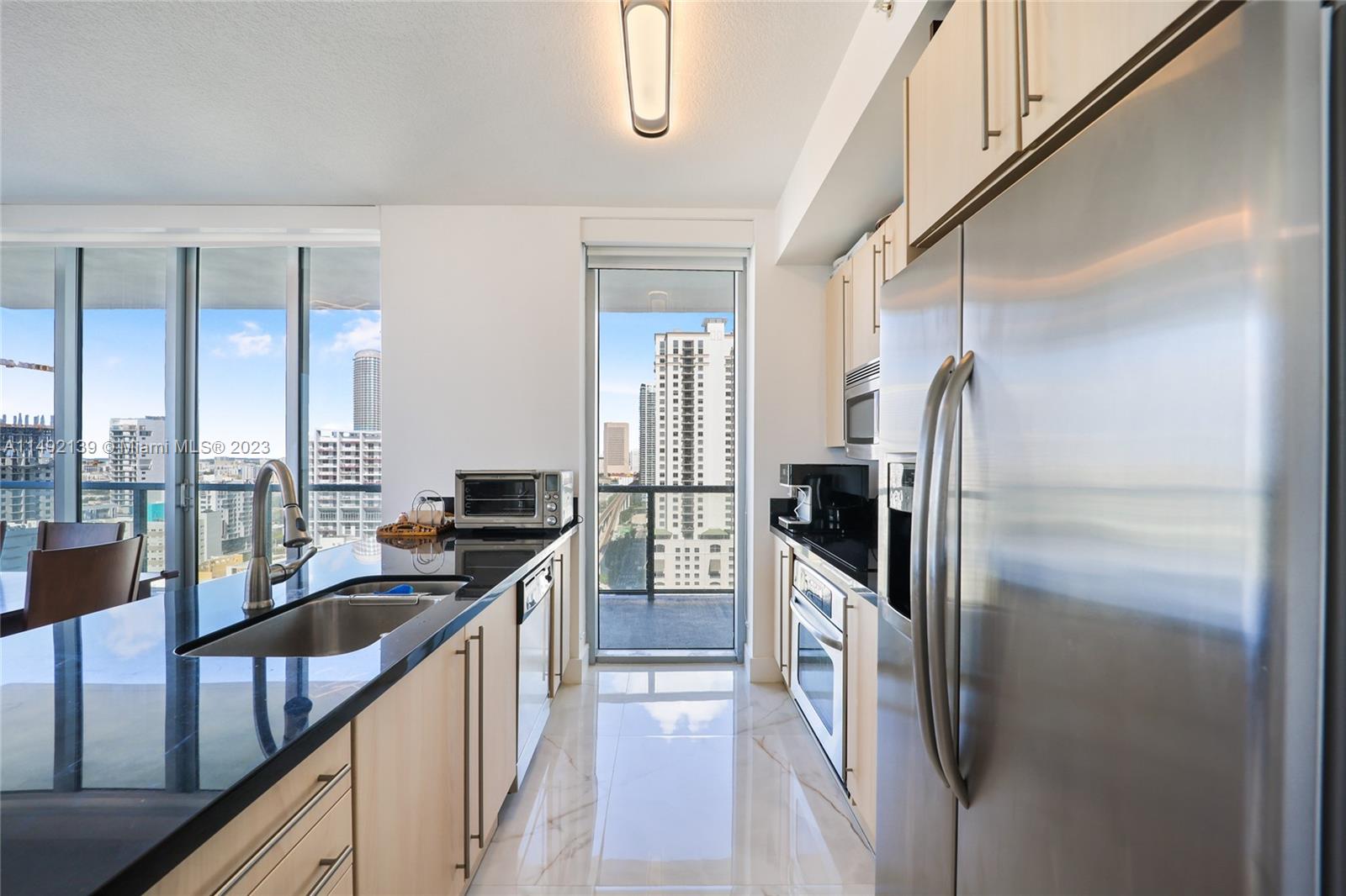 79 SW 12th St #2412-S Miami, FL 33130