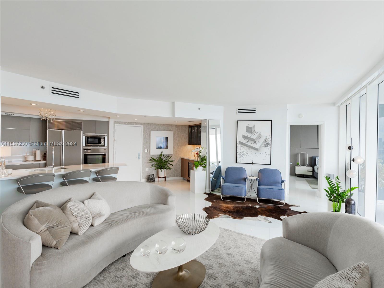 image Murano Grande16