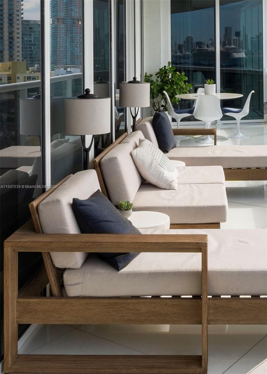 image Murano Grande36