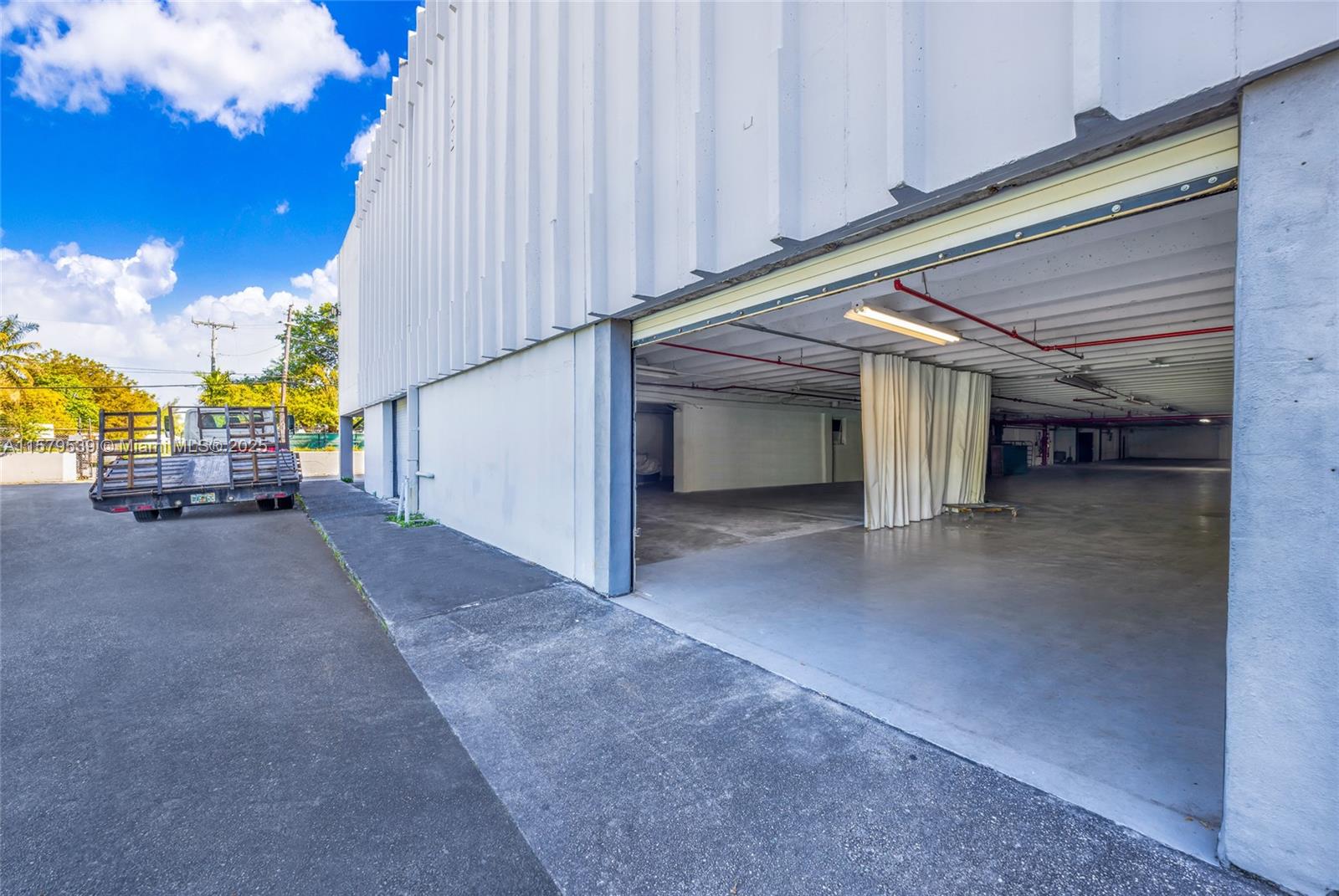 3480 NW 41st St Miami, FL 33142