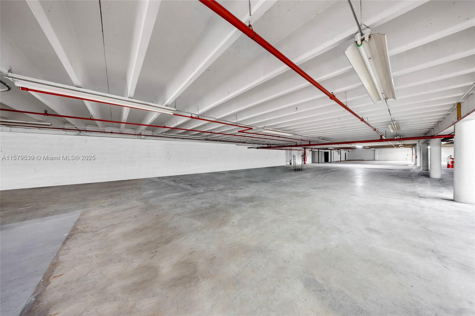 3480 NW 41st St Miami, FL 33142