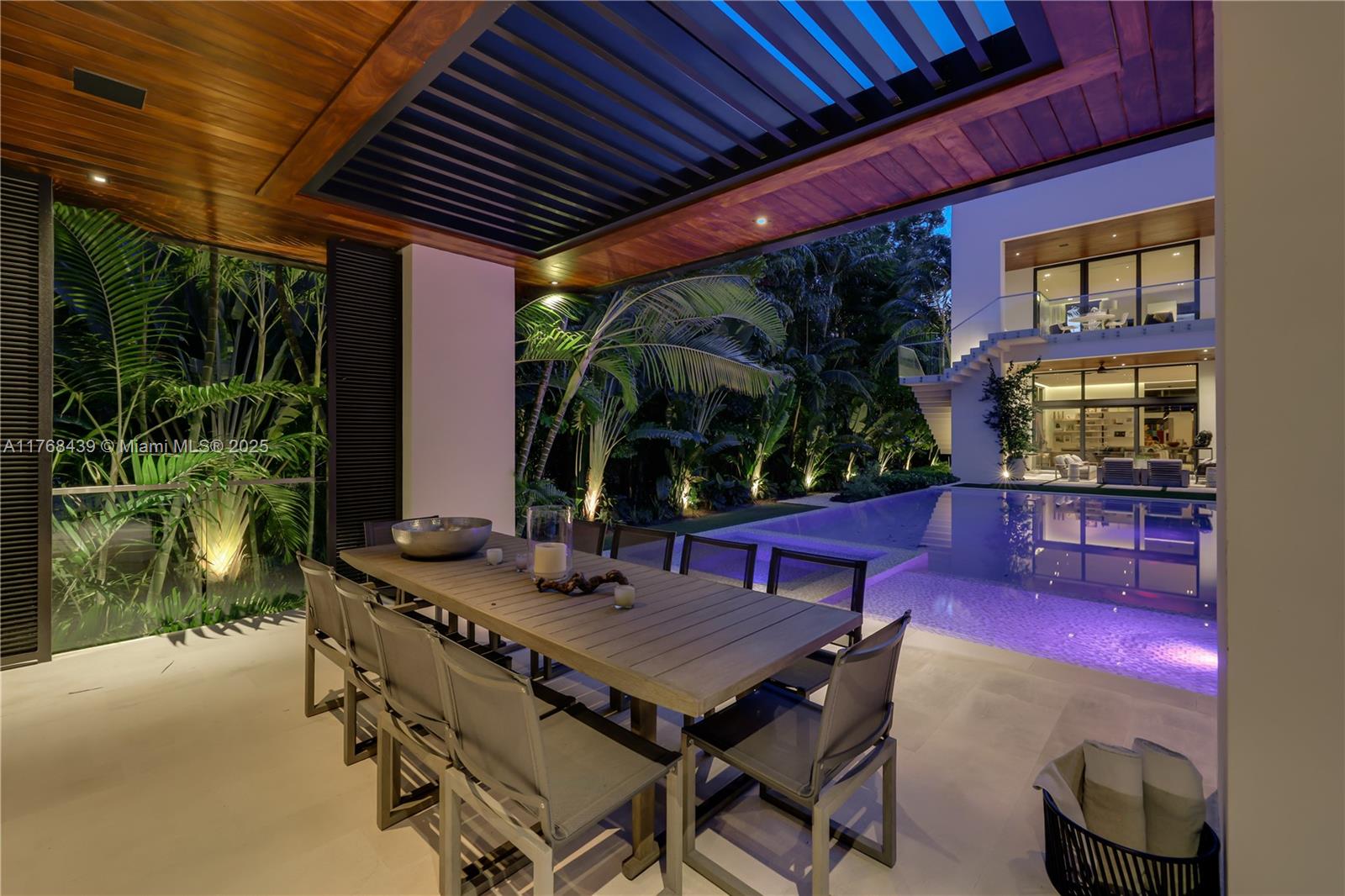4780 SW 86th Ter Miami, FL 33143 4780 SW 86th Ter Miami, FL 33143