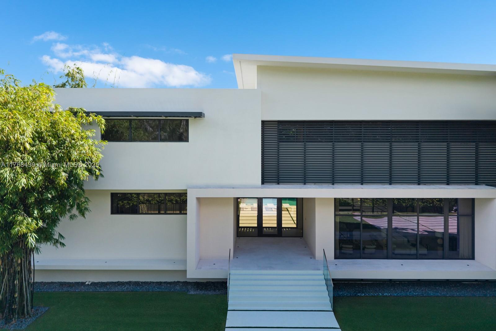 4780 SW 86th Ter Miami, FL 33143 4780 SW 86th Ter Miami, FL 33143