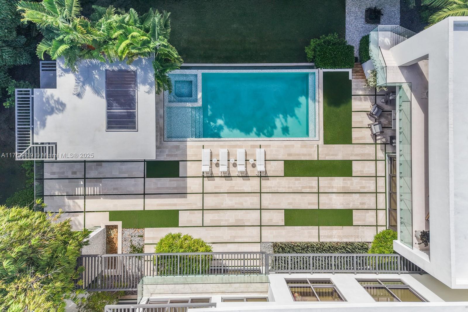 4780 SW 86th Ter Miami, FL 33143