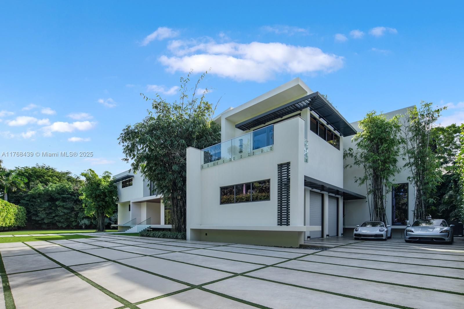 4780 SW 86th Ter Miami, FL 33143