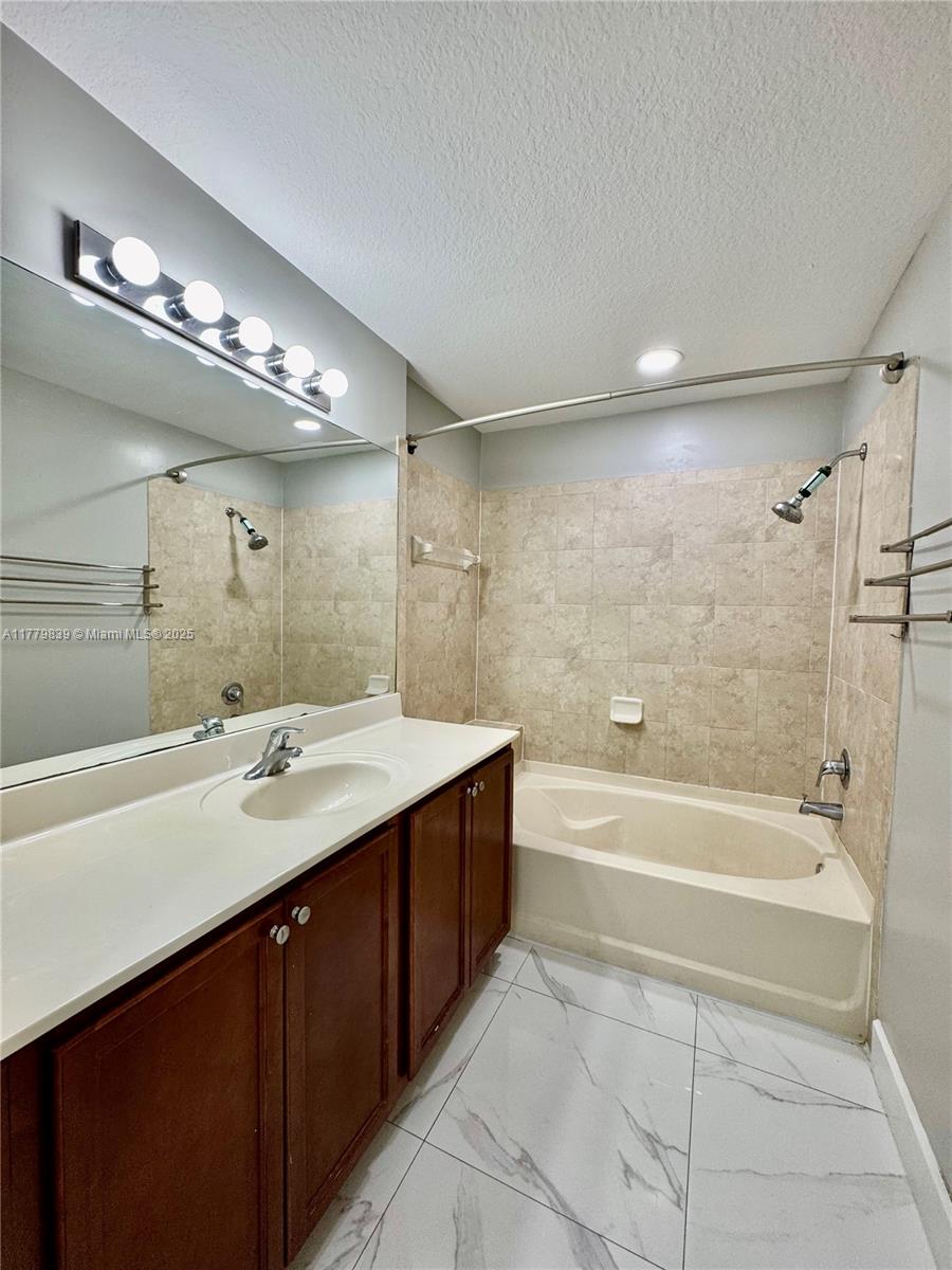 image St Mortiz At Doral11