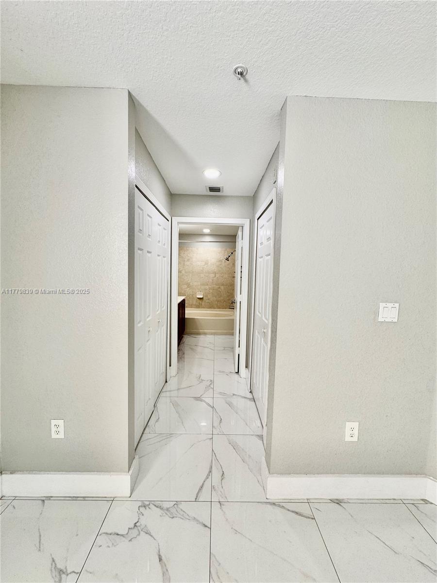 image St Mortiz At Doral12