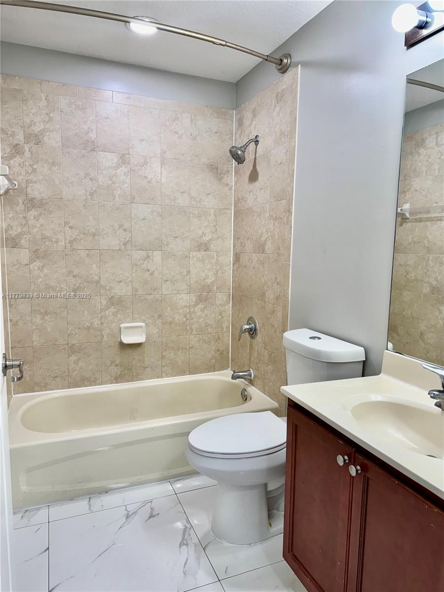 image St Mortiz At Doral8