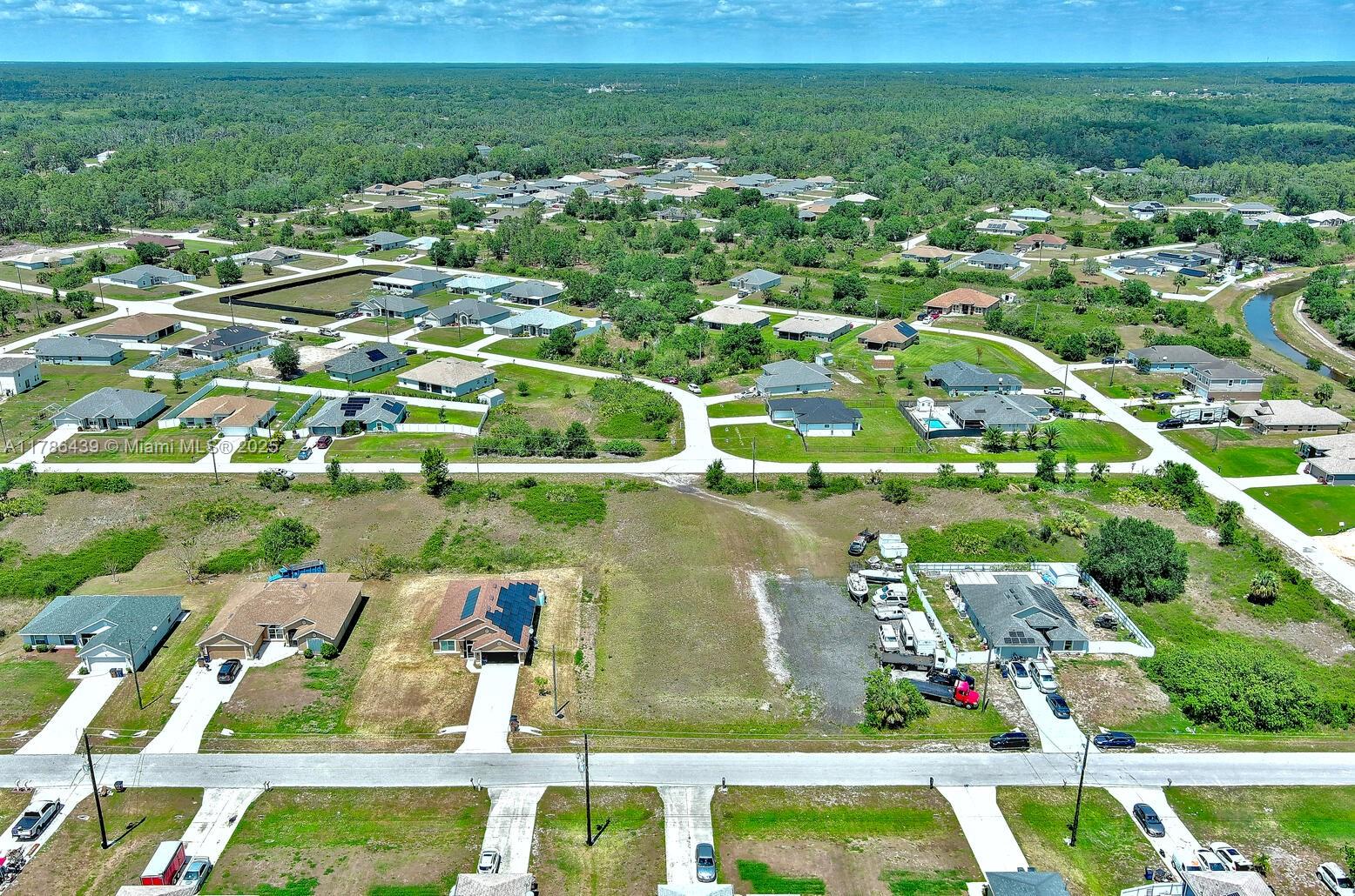 548 Windermere Dr, lehigh acres, FL 33972