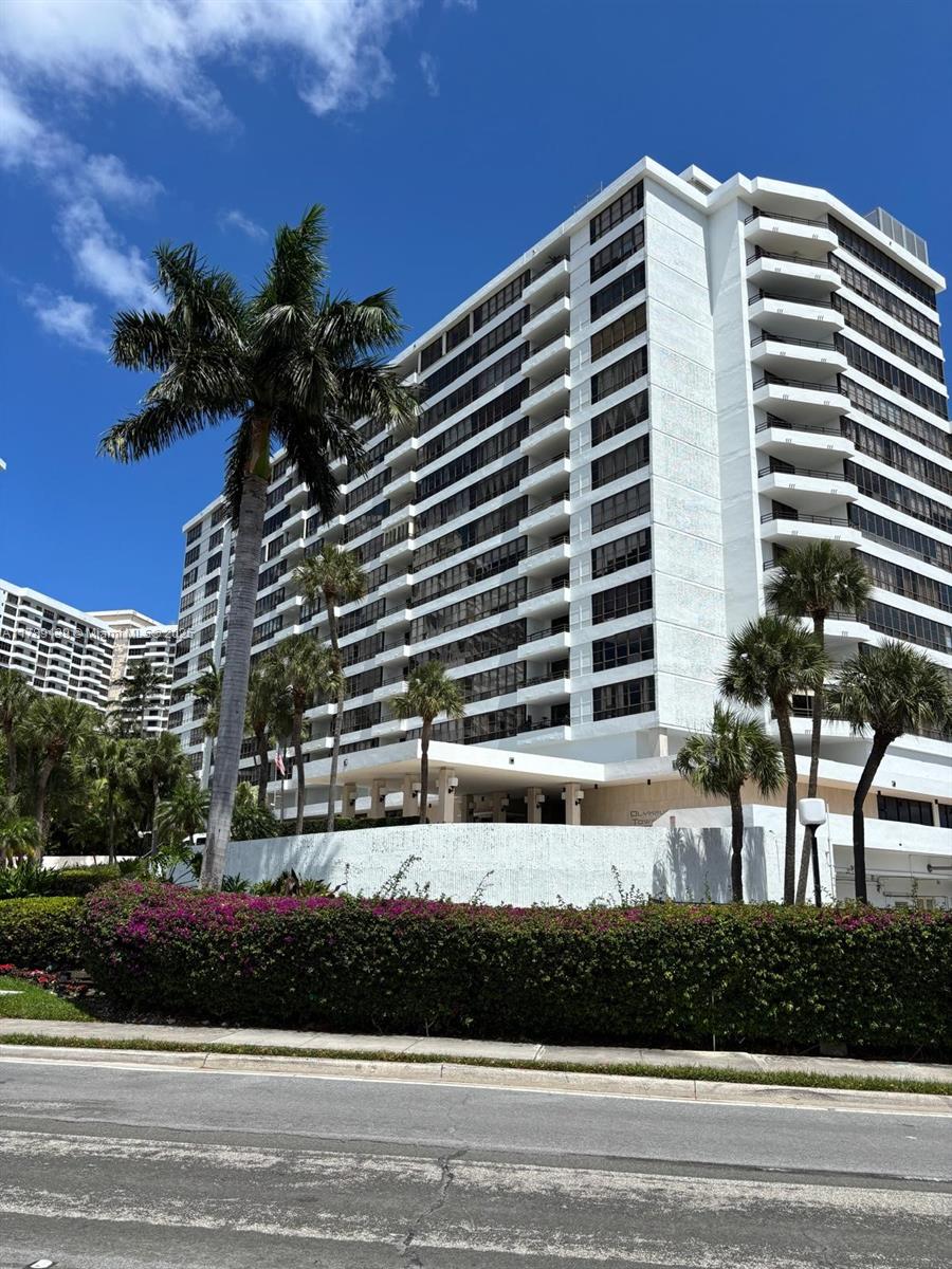 500 Three Iss Blvd #313,Hallandale Beach, FL 33009