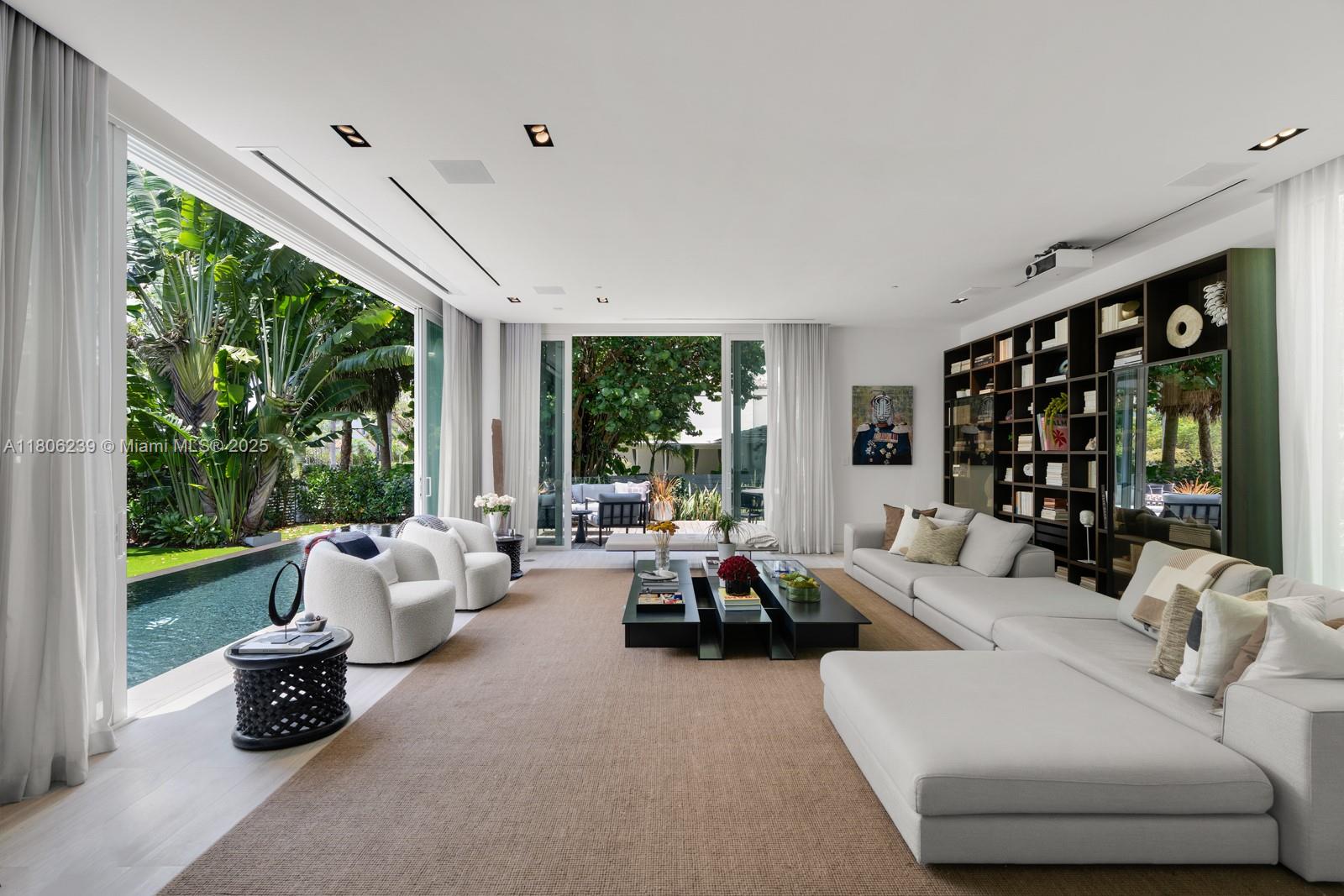 4700 N Meridian Ave Miami Beach, FL 33140