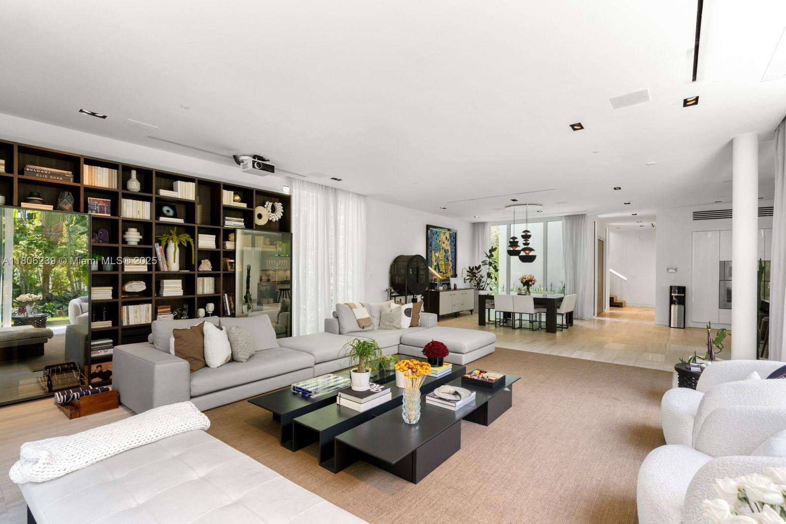 4700 N Meridian Ave Miami Beach, FL 33140