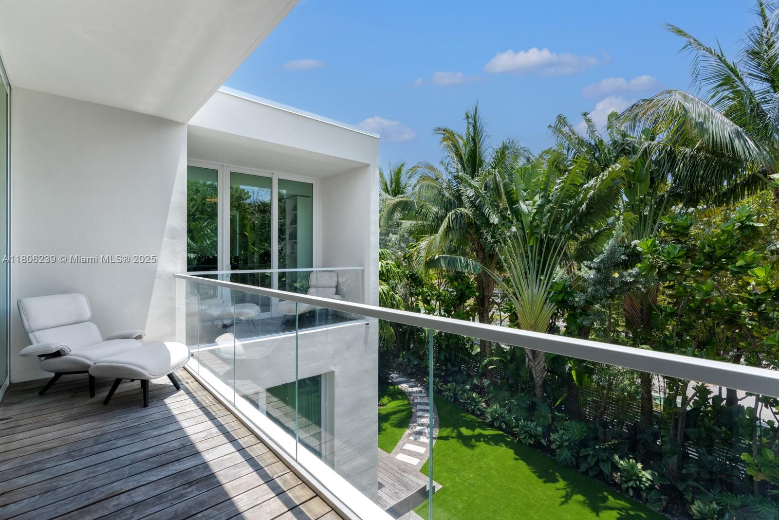 4700 N Meridian Ave Miami Beach, FL 33140