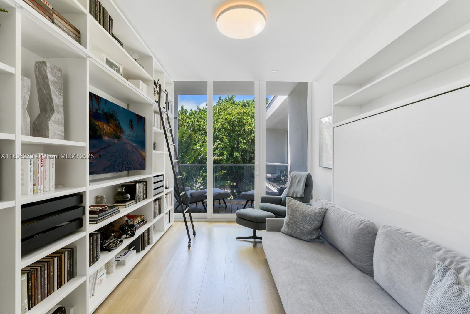 4700 N Meridian Ave Miami Beach, FL 33140