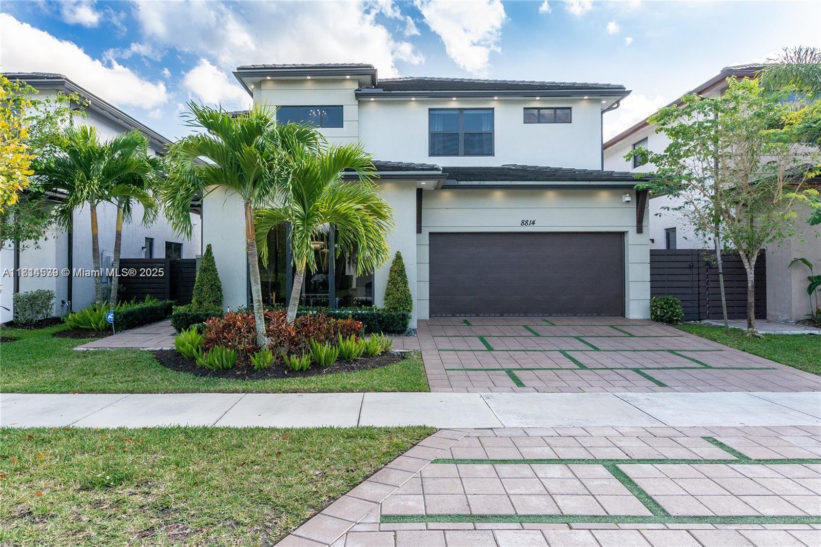 8814 NW 154th Ter