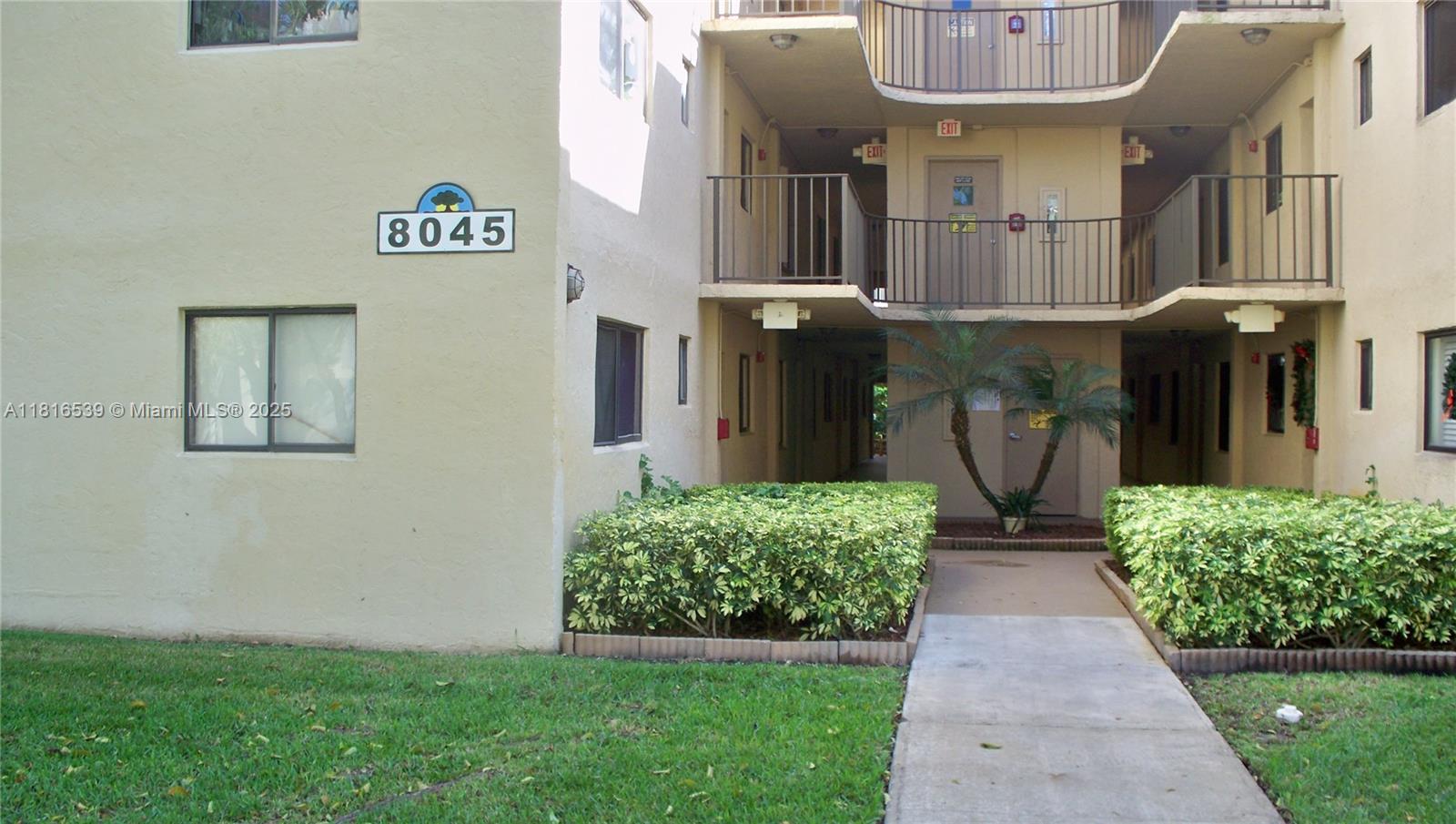 8045 SW 107th Ave #214,Miami, FL 33173