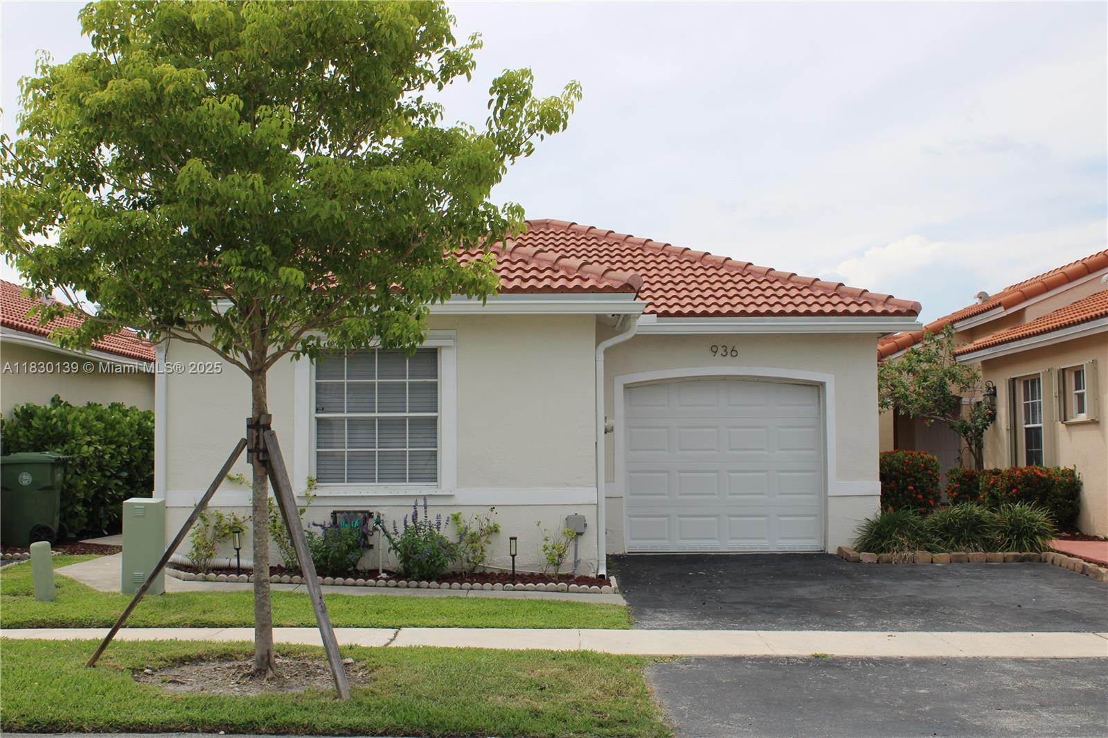936 SW 180th Ter