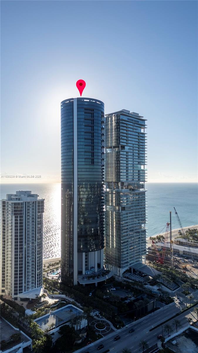 image Porsche Design Tower6