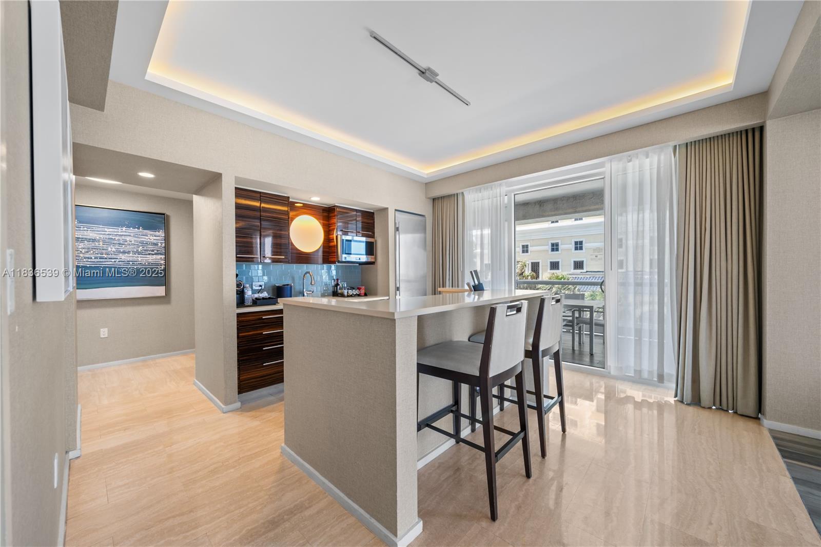 551 N Fort Lauderdale Bch Blvd #R201 Fort Lauderdale, FL 33304