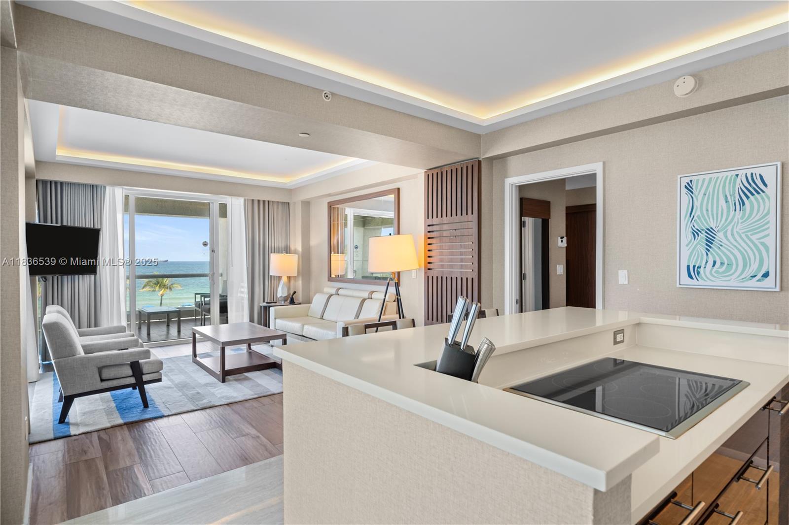 551 N Fort Lauderdale Bch Blvd #R201 Fort Lauderdale, FL 33304