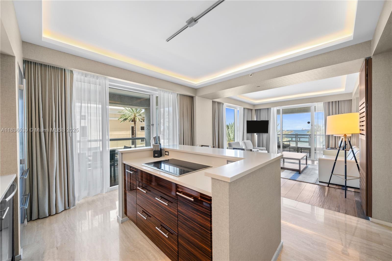 551 N Fort Lauderdale Bch Blvd #R201 Fort Lauderdale, FL 33304