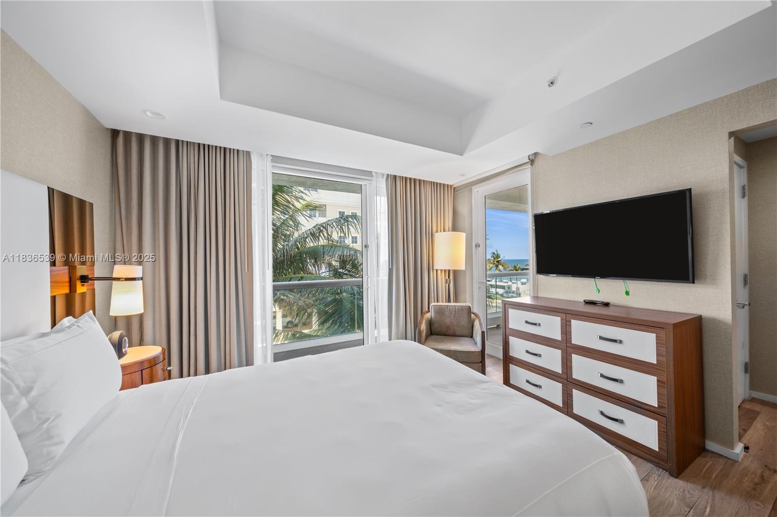 551 N Fort Lauderdale Bch Blvd #R201 Fort Lauderdale, FL 33304