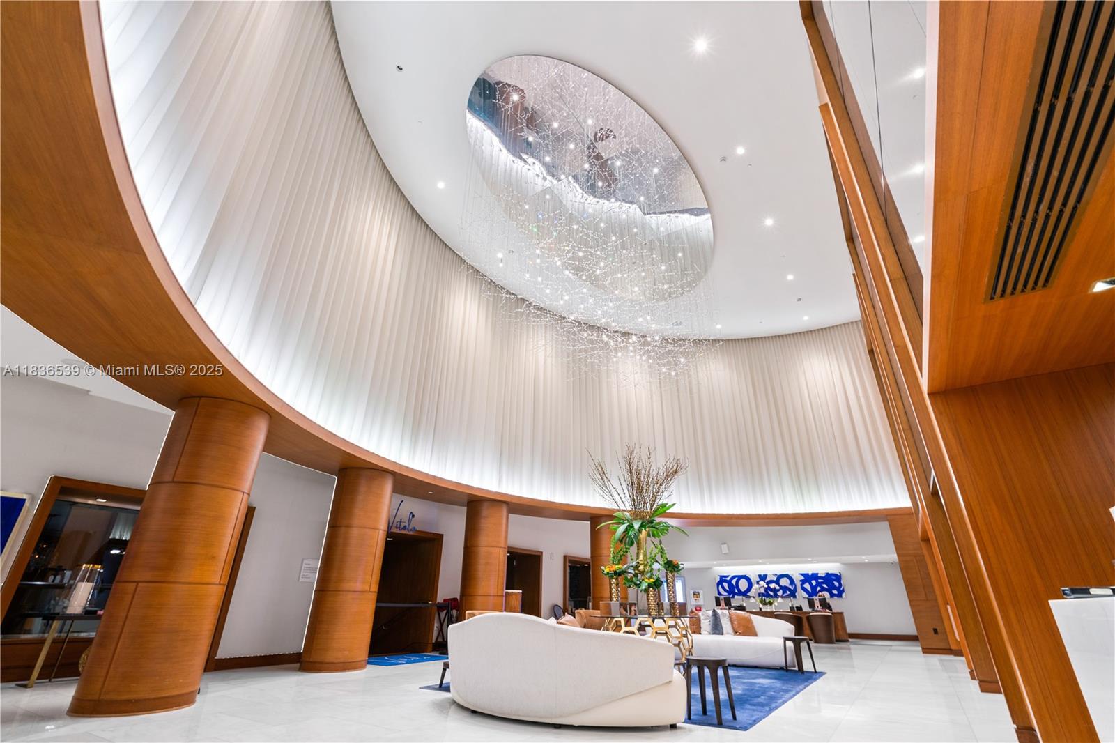 551 N Fort Lauderdale Bch Blvd #R201 Fort Lauderdale, FL 33304