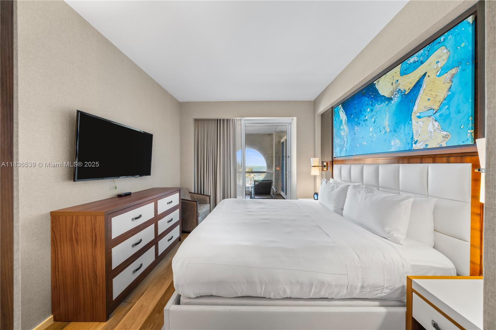 551 N Fort Lauderdale Bch Blvd #R201 Fort Lauderdale, FL 33304