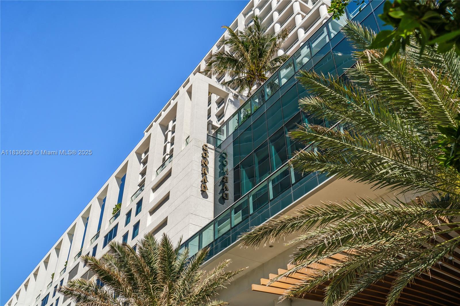 551 N Fort Lauderdale Bch Blvd #R201 Fort Lauderdale, FL 33304