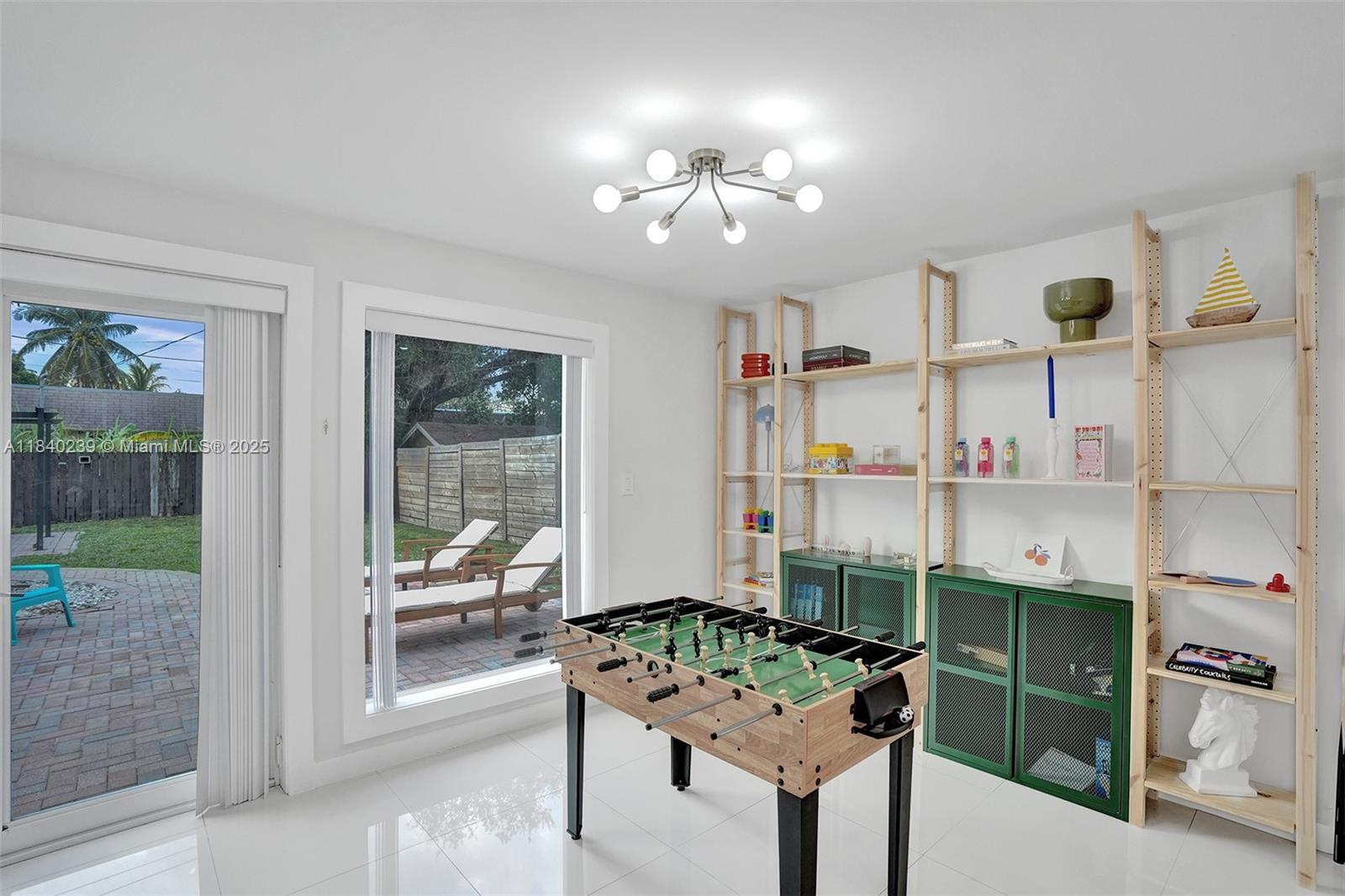 1605 NW 7th Ter Fort Lauderdale, FL 33311