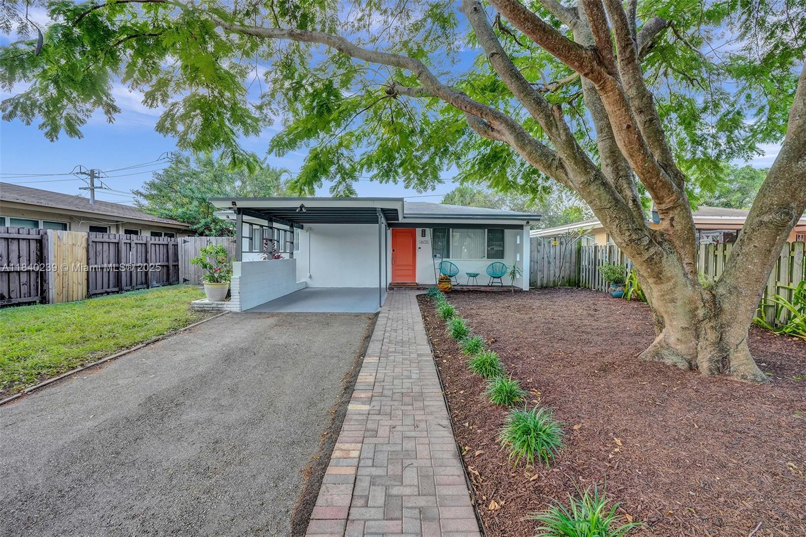 1605 NW 7th Ter Fort Lauderdale, FL 33311