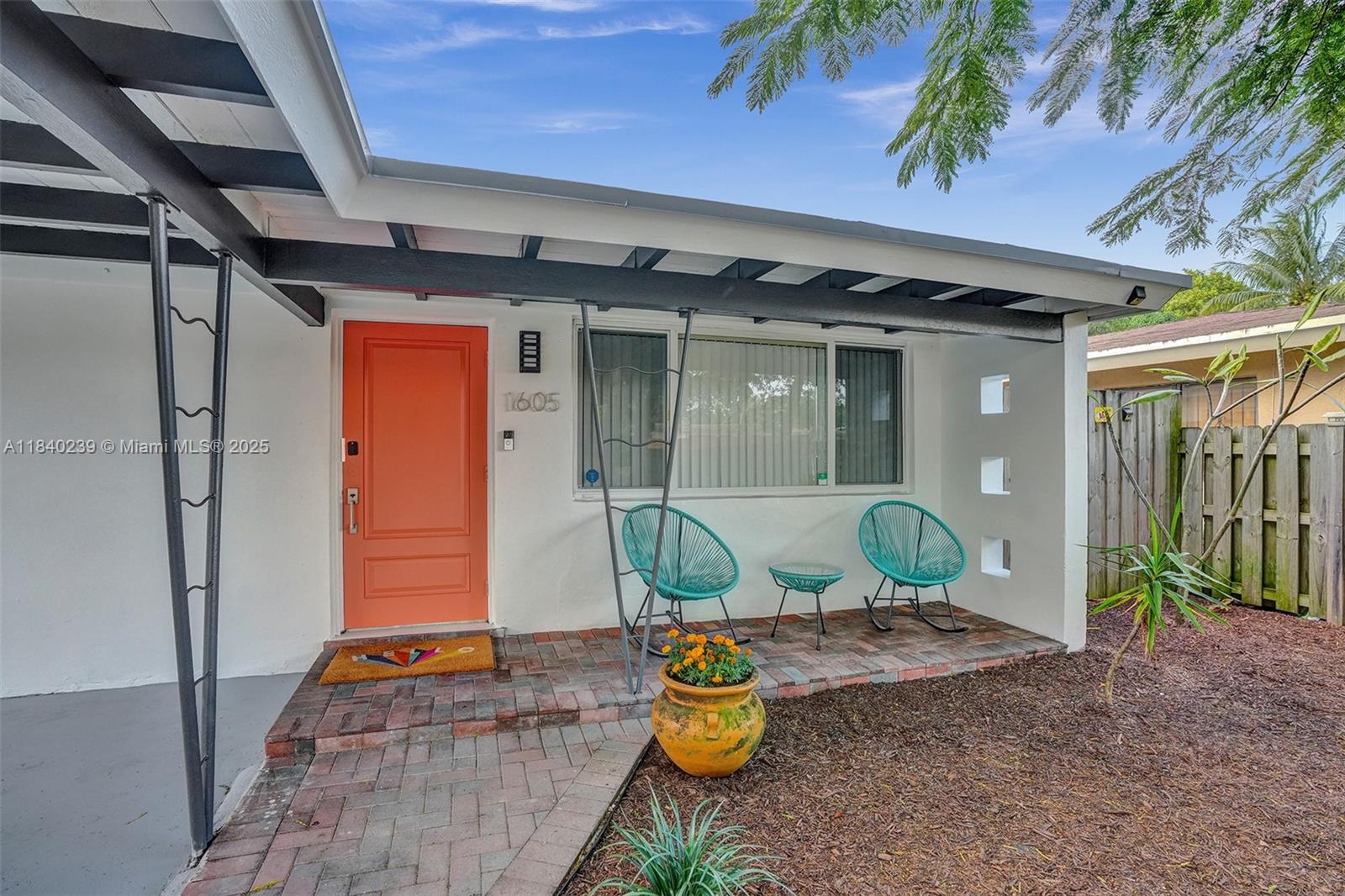 1605 NW 7th Ter Fort Lauderdale, FL 33311