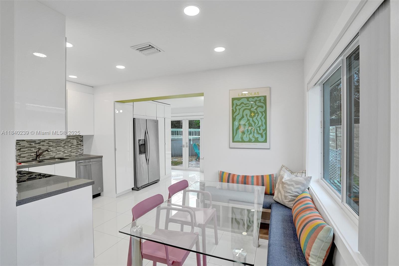 1605 NW 7th Ter Fort Lauderdale, FL 33311