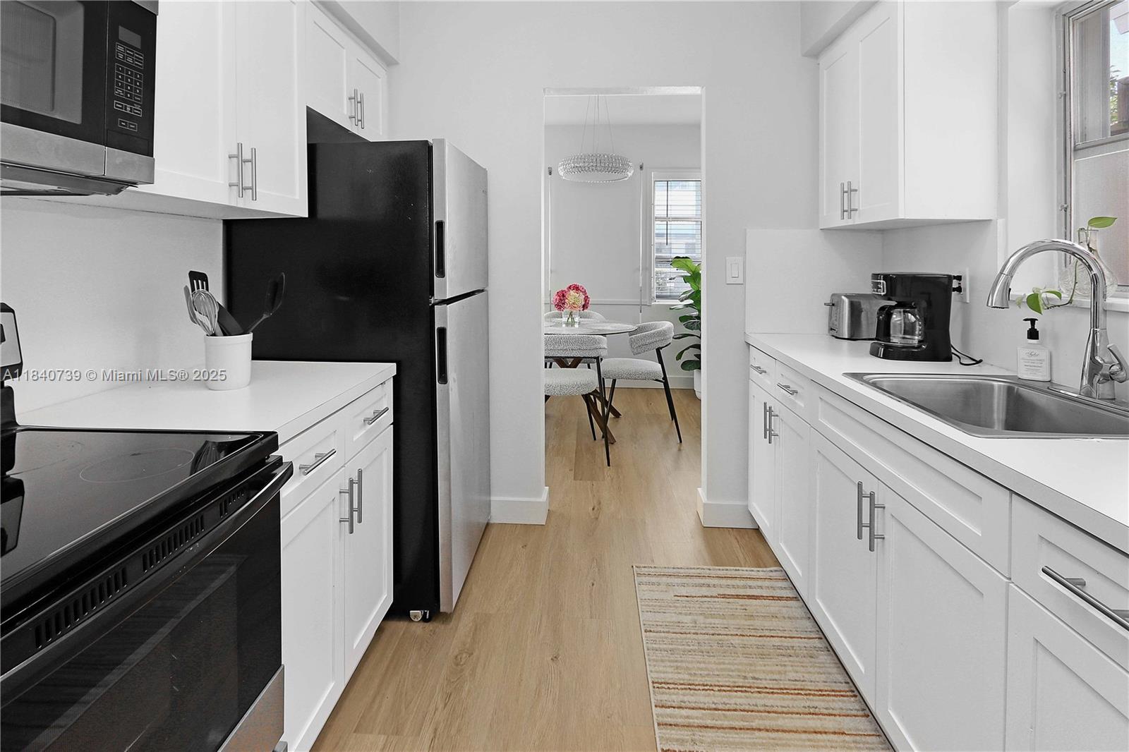 326 Van Buren St #326