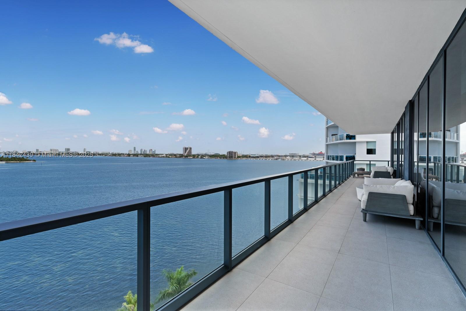 image Elysee Miami14