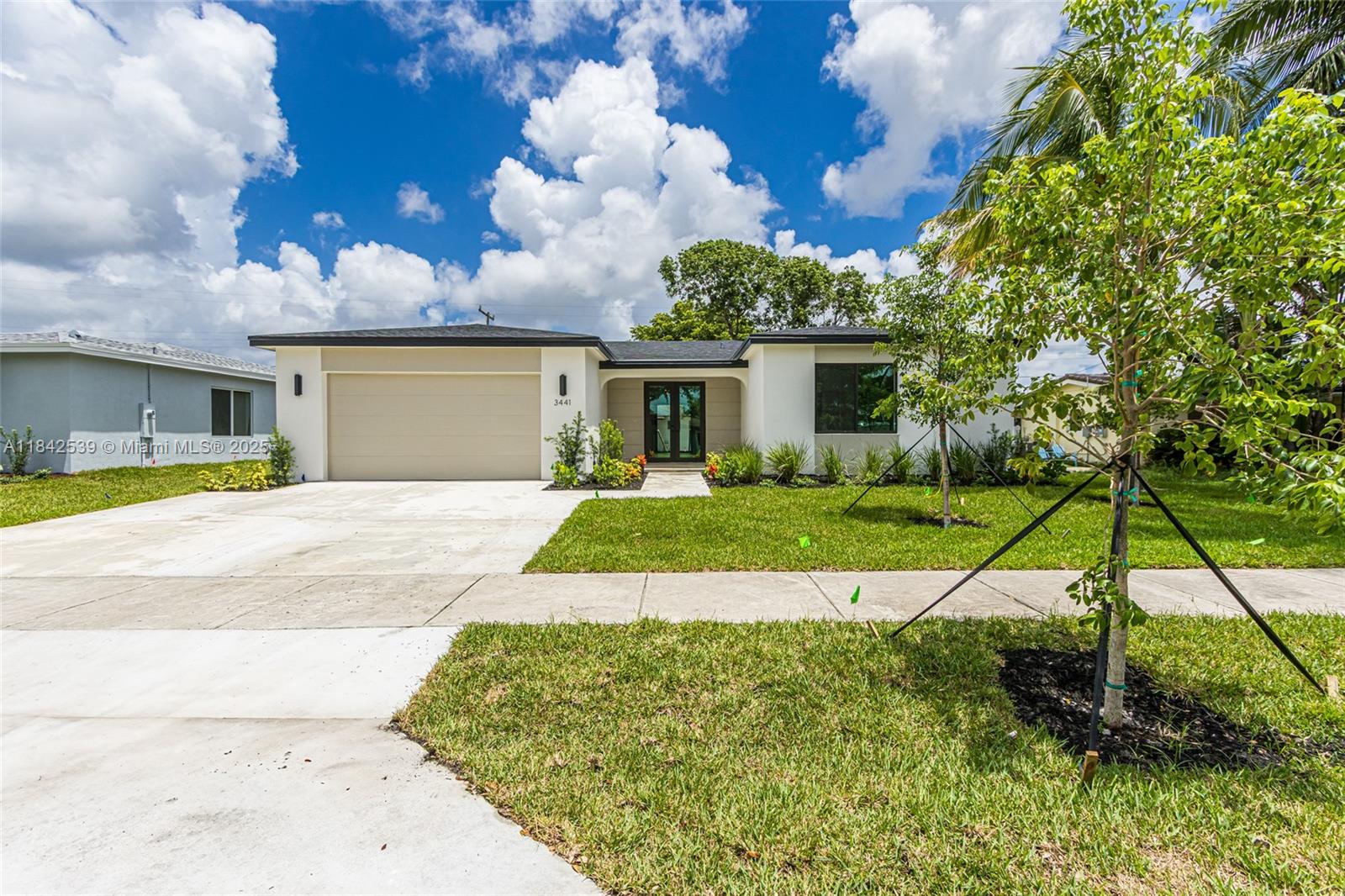 3460 SW 18th St
