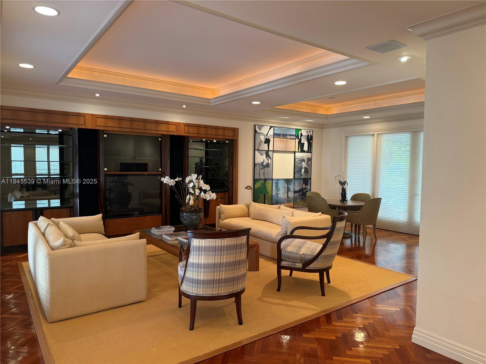 3508 Bayshore Villas Dr Miami, FL 33133