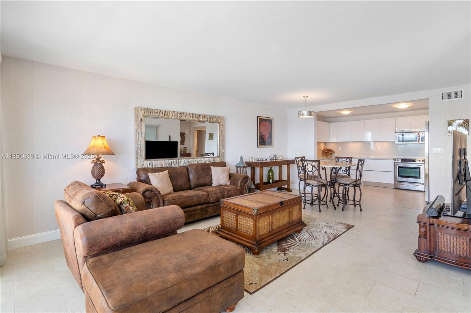 2100 S Ocean Dr #11J Fort Lauderdale, FL 33316